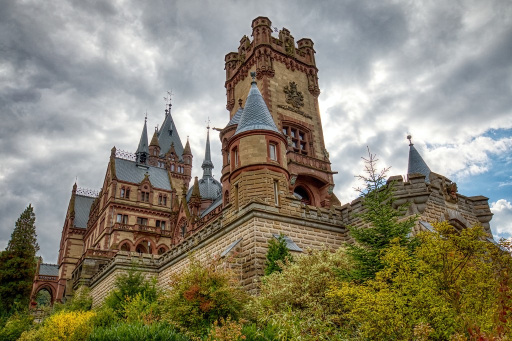 schloss drachenburg kasteel hdr bucht slot drachenfels in königswinter duitsland neogotiek neorenaissance renaissance